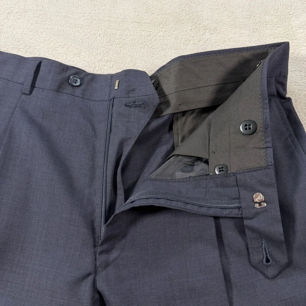 Jos A Bank Mens 42R Gordon Navy Blue Wool 2 Button Suit Pleated Cuffed 36x28